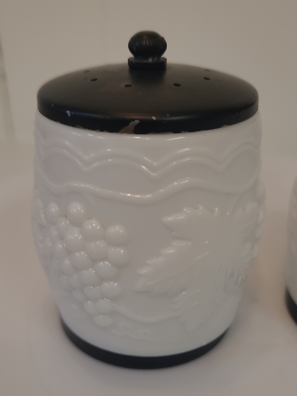 Milk Glass George Thompson Embossed Grapevine Salt and Pepper Mill Set - Picture 11 of 12